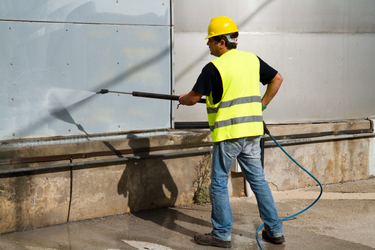 commercial industrial powerwashing